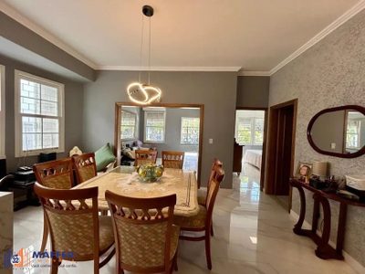 Casa, 8 quartos, 350 m² - Foto 4