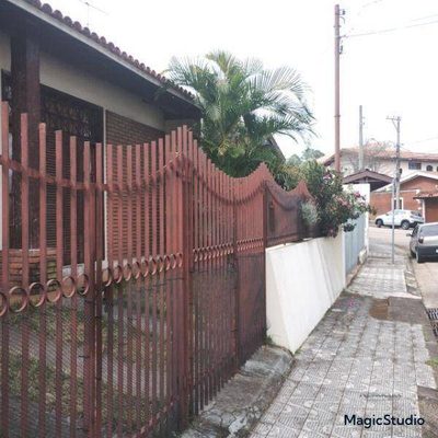 Casa, 3 quartos, 266 m² - Foto 1