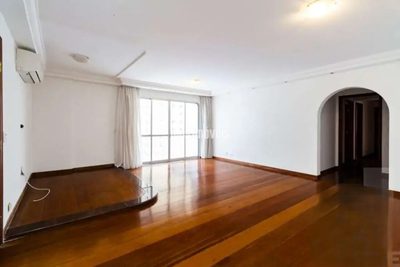 Apartamento, 3 quartos, 130 m² - Foto 1