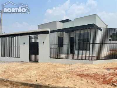 Casa, 2 quartos, 74 m² - Foto 1