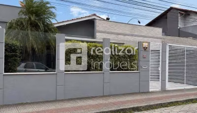 Casa, 4 quartos, 152 m² - Foto 2