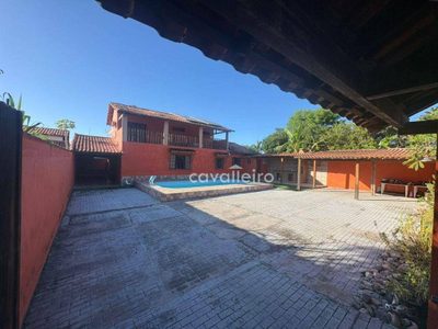 Casa, 4 quartos, 220 m² - Foto 1