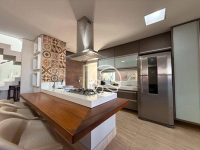 Casa, 4 quartos, 259 m² - Foto 5