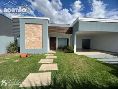 Casa, 3 quartos, 225 m² - Foto 2