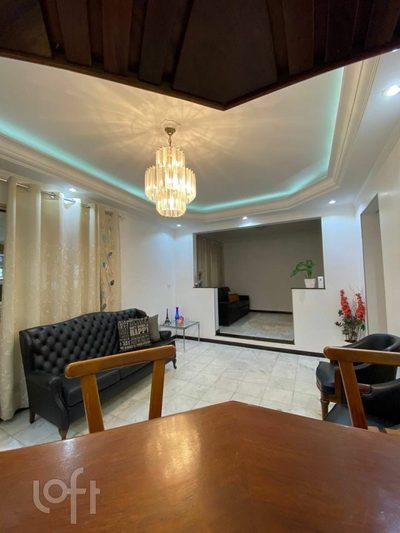 Casa, 3 quartos, 250 m² - Foto 1