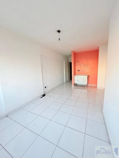 Apartamento, 1 quarto, 28 m² - Foto 3
