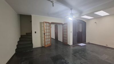 Sobrado, 4 quartos, 244 m² - Foto 2