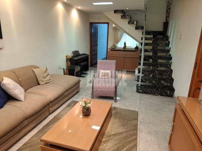 Sobrado, 3 quartos, 216 m² - Foto 2