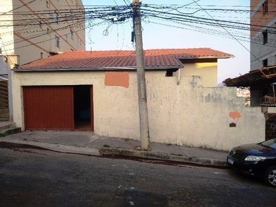 Casa, 6 quartos, 167 m² - Foto 1