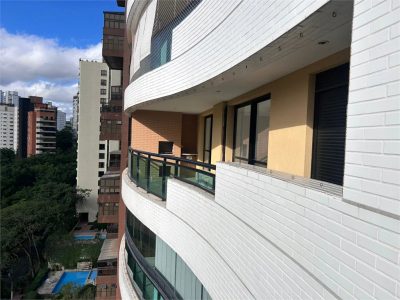 Apartamento, 3 quartos, 191 m² - Foto 2