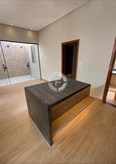 Casa, 3 quartos, 250 m² - Foto 2