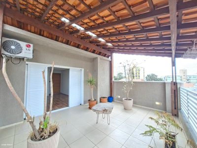 Sobrado, 3 quartos, 214 m² - Foto 1