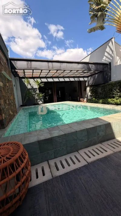 Casa, 3 quartos, 179 m² - Foto 2
