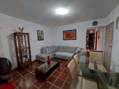 Chácara, 4 quartos, 882 m² - Foto 4