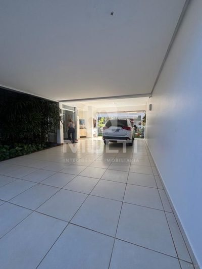 Casa, 6 quartos, 375 m² - Foto 1