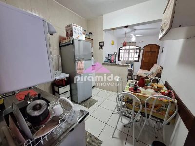 Casa, 2 quartos, 47 m² - Foto 4