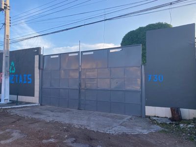 Depósito-Galpão, 700 m² - Foto 1