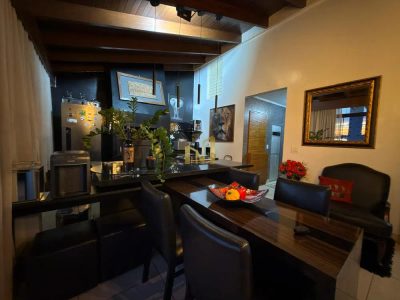 Cobertura, 3 quartos, 217 m² - Foto 2