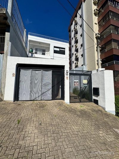 Casa, 3 quartos, 257 m² - Foto 1