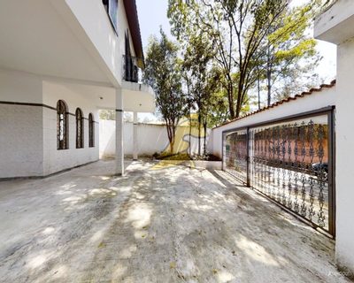 Casa, 5 quartos, 256 m² - Foto 2