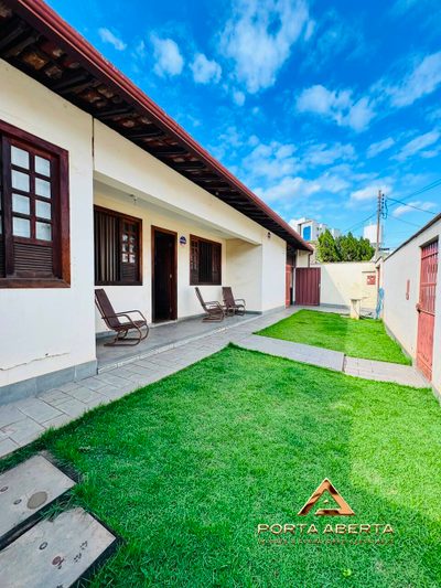Casa, 3 quartos, 250 m² - Foto 1