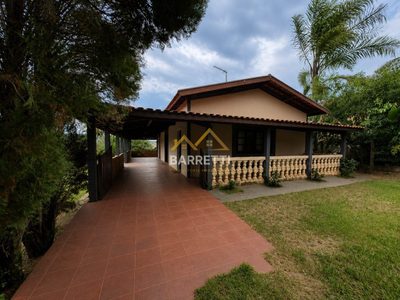 Chácara, 3 quartos, 2500 m² - Foto 1