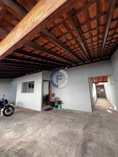 Casa, 1 quarto, 250 m² - Foto 1