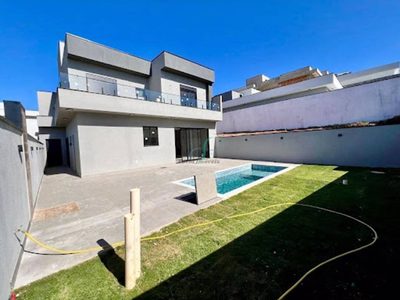 Casa, 3 quartos, 228 m² - Foto 4