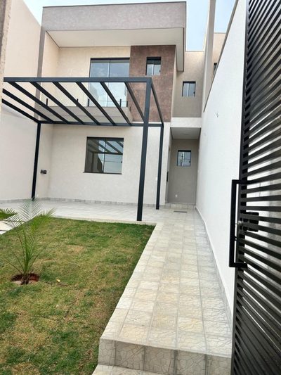 Casa, 3 quartos, 230 m² - Foto 2