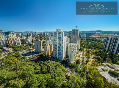 Apartamento, 3 quartos, 235 m² - Foto 2