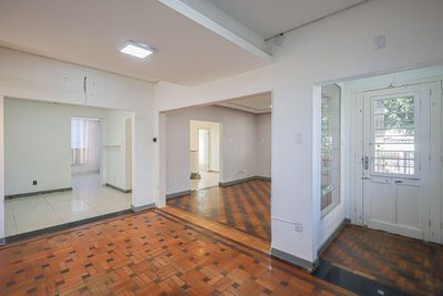 Casa, 3 quartos, 311 m² - Foto 1