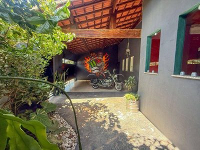 Casa, 2 quartos, 205 m² - Foto 1