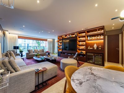 Apartamento, 4 quartos, 232 m² - Foto 1