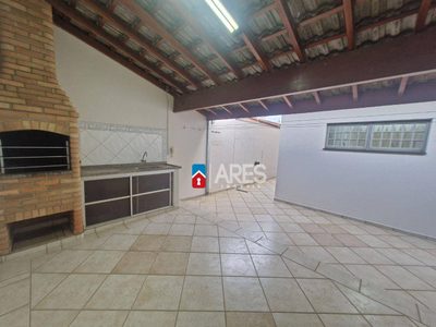 Casa, 3 quartos, 177 m² - Foto 1