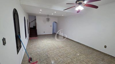 Sobrado, 4 quartos, 250 m² - Foto 4