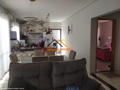 Casa, 2 quartos, 160 m² - Foto 1