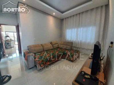 Casa, 3 quartos, 167 m² - Foto 2