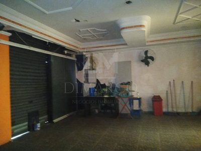 Loja-Salão, 240 m² - Foto 1