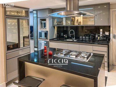 Cobertura, 3 quartos, 265 m² - Foto 4