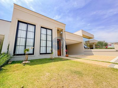 Casa, 3 quartos, 360 m² - Foto 1