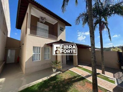 Casa, 3 quartos, 191 m² - Foto 2