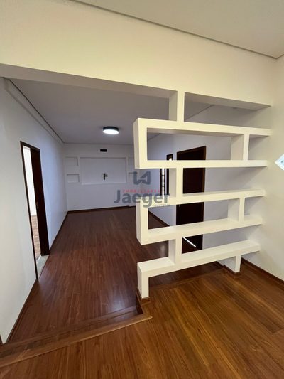 Casa, 3 quartos, 249 m² - Foto 2