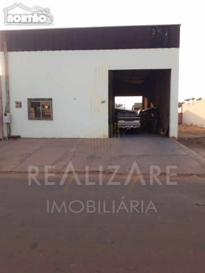 Casa, 3 quartos, 225 m² - Foto 1