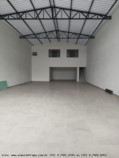 Loja-Salão, 500 m² - Foto 1