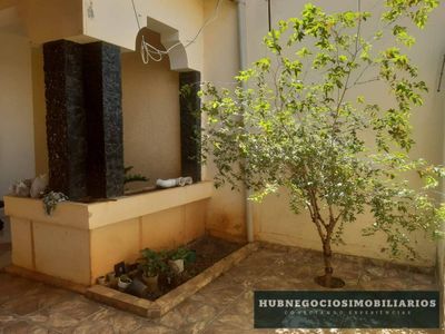 Casa, 3 quartos, 202 m² - Foto 2