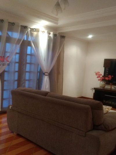 Casa, 3 quartos, 187 m² - Foto 2