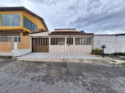 Casa, 3 quartos, 184 m² - Foto 1