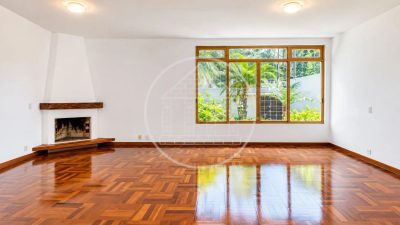 Sobrado, 4 quartos, 400 m² - Foto 1