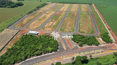 Loteamento e Condomínio, 180 m² - Foto 2