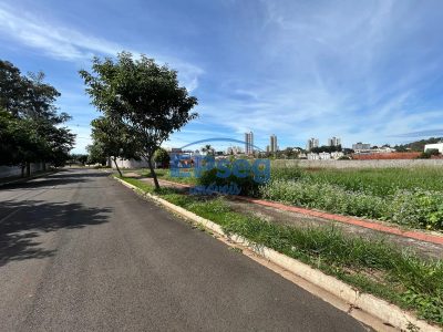 Terreno, 710 m² - Foto 2